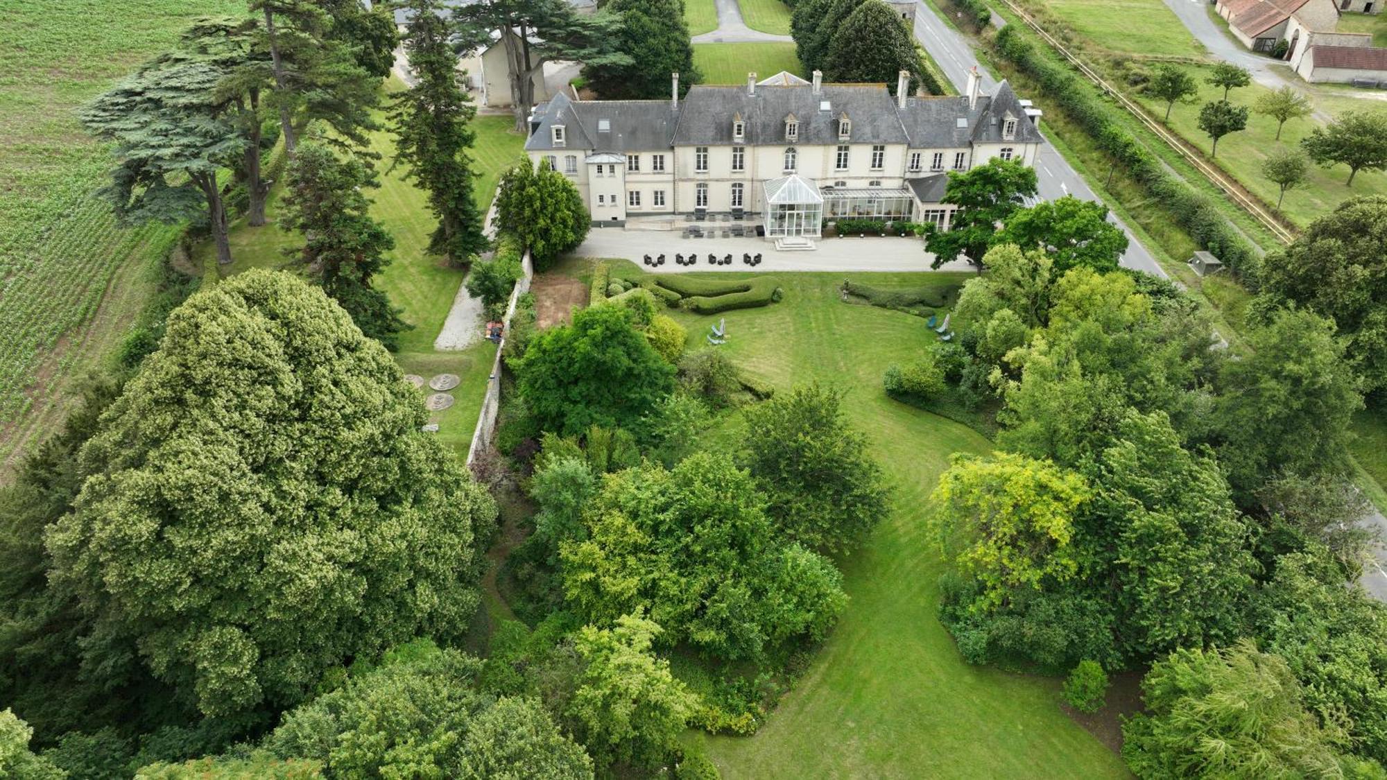Hôtel Chateau De Sully Sully  Exterior foto